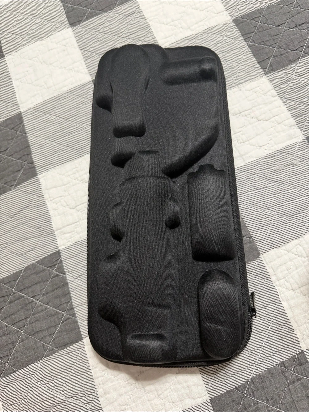 Hohem Black Handheld Smartphone Gimbal Stabilizer with Carry Case